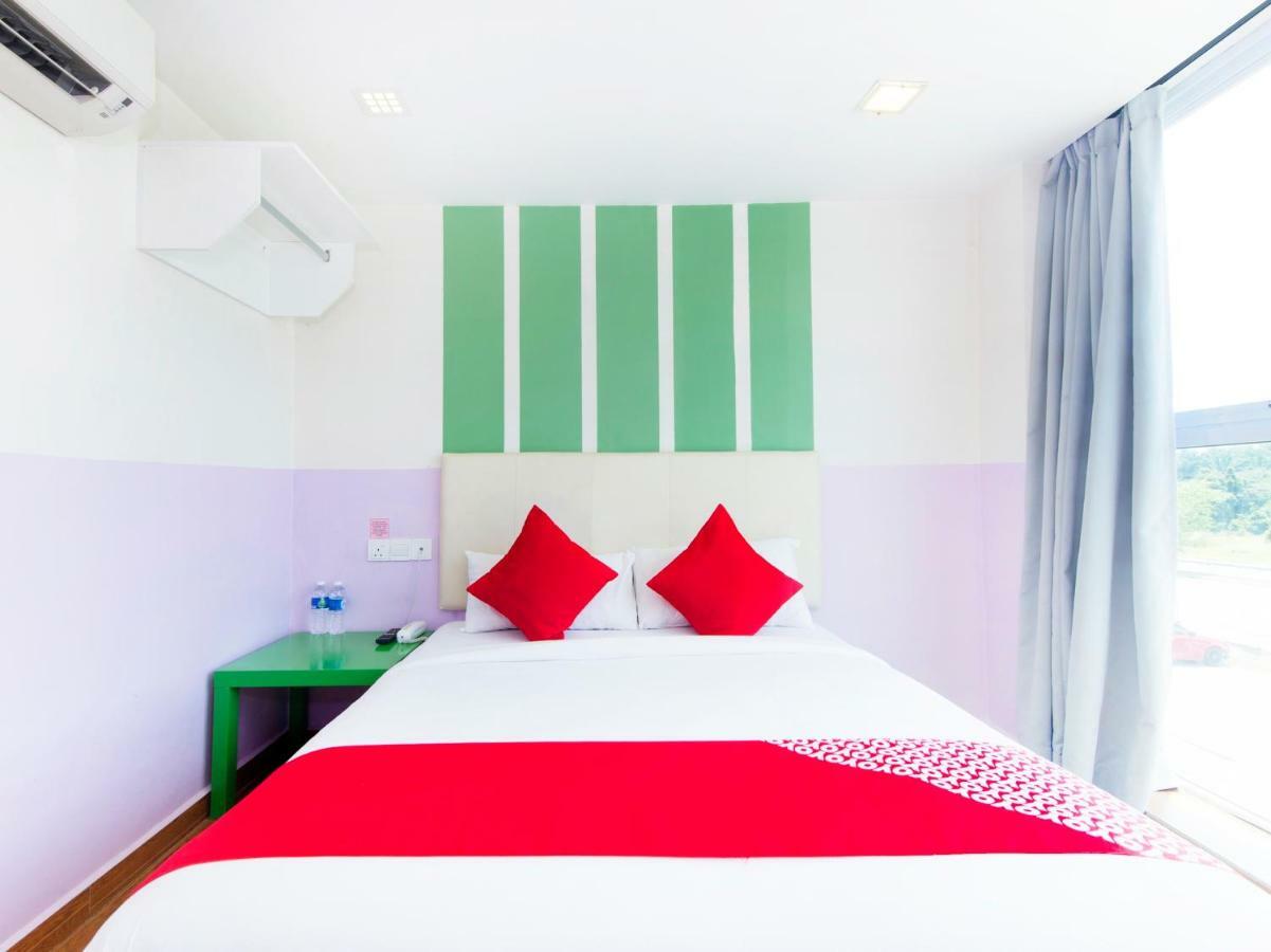 Oyo 419 City Boutique Hotel Bangi Exterior foto