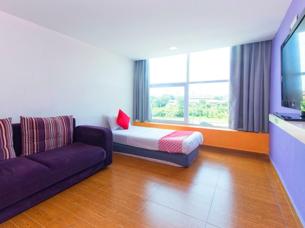 Oyo 419 City Boutique Hotel Bangi Exterior foto